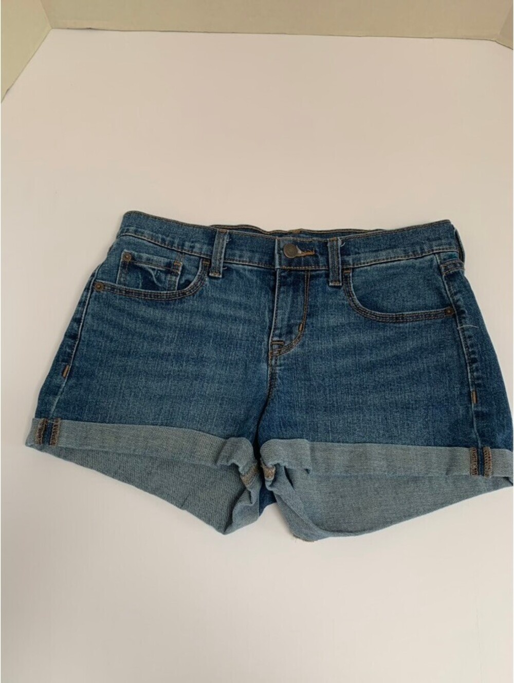 Old Navy Boyfriend Short Med Wash Size 4